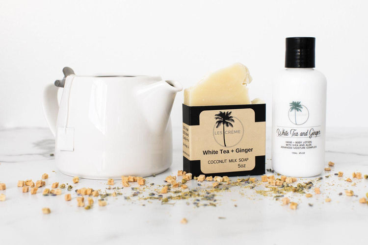 White Tea + Ginger Scent Coconut Wax Candle - CLASSY NERDY CHIC